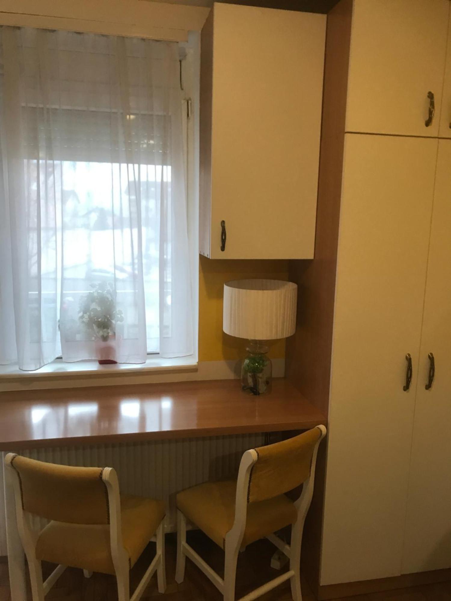 Studio Tina Sajam Novi Sad Luaran gambar